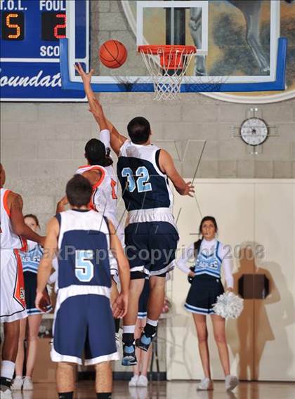 Thumbnail 1 in Maranatha Christian vs. Apple Valley (MaxPreps Holiday Classic) photogallery.