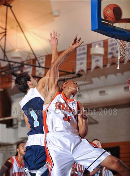 Thumbnail 1 in Maranatha Christian vs. Apple Valley (MaxPreps Holiday Classic) photogallery.