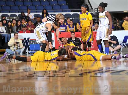 Thumbnail 1 in Lynwood vs. JW North (CIF SS DIV 2AA Final) photogallery.