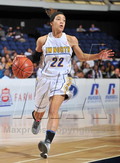 Thumbnail 1 in Lynwood vs. JW North (CIF SS DIV 2AA Final) photogallery.