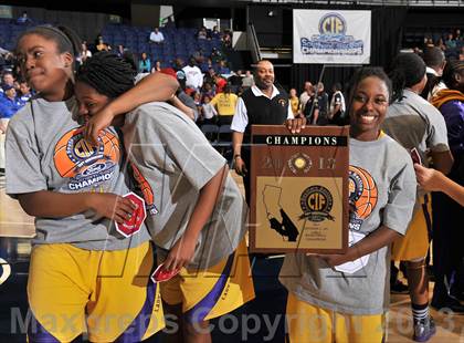 Thumbnail 2 in Lynwood vs. JW North (CIF SS DIV 2AA Final) photogallery.