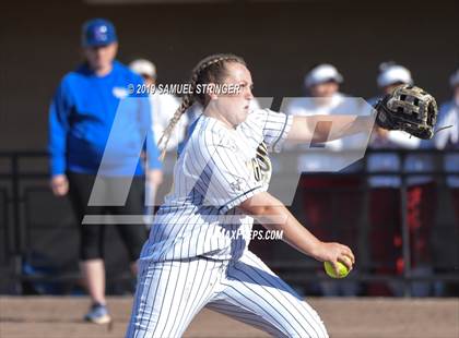 Thumbnail 3 in Elk Grove vs. Folsom (CIF SJS D1 Quarterfinal Playoffs) photogallery.