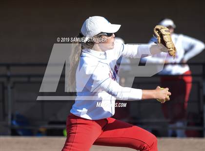 Thumbnail 2 in Elk Grove vs. Folsom (CIF SJS D1 Quarterfinal Playoffs) photogallery.