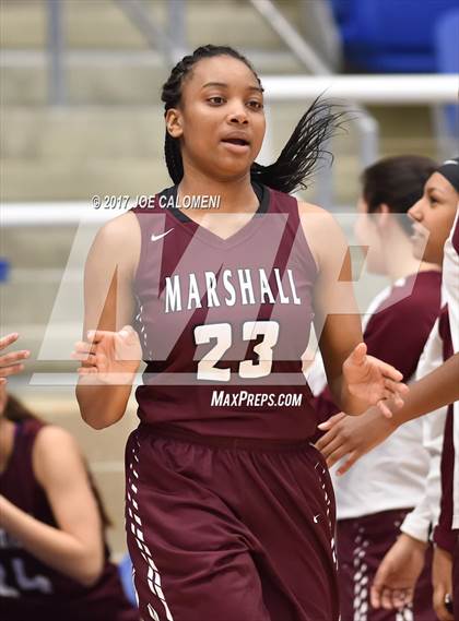 Thumbnail 2 in Marshall vs Warren photogallery.