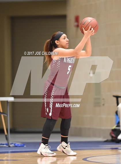 Thumbnail 3 in Marshall vs Warren photogallery.