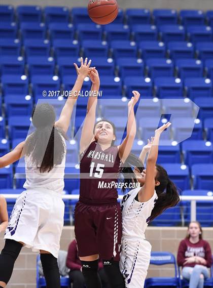 Thumbnail 3 in Marshall vs Warren photogallery.