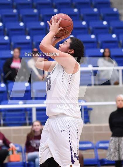 Thumbnail 1 in Marshall vs Warren photogallery.