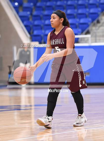 Thumbnail 1 in Marshall vs Warren photogallery.