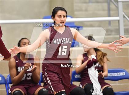Thumbnail 2 in Marshall vs Warren photogallery.