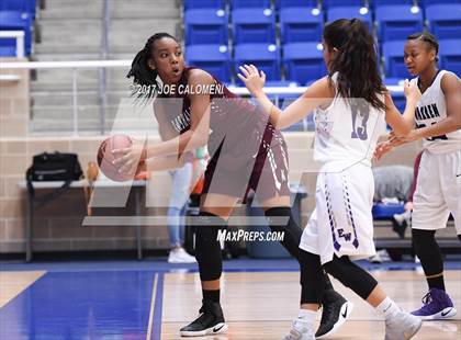 Thumbnail 1 in Marshall vs Warren photogallery.