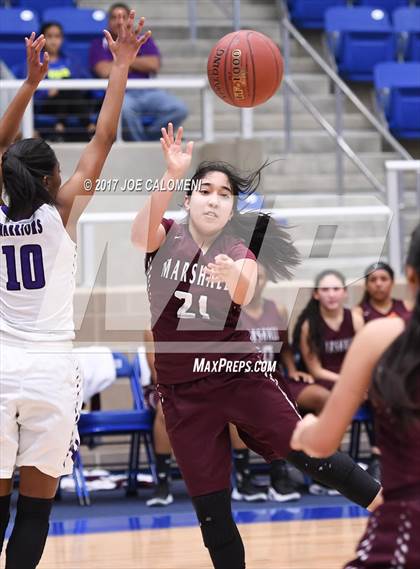 Thumbnail 3 in Marshall vs Warren photogallery.