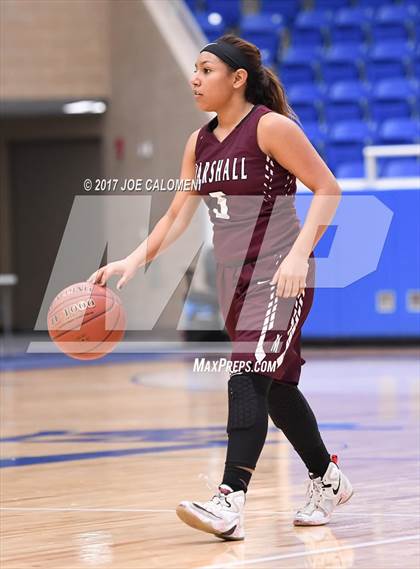 Thumbnail 2 in Marshall vs Warren photogallery.