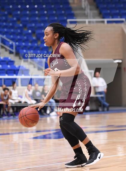 Thumbnail 2 in Marshall vs Warren photogallery.