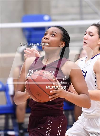 Thumbnail 1 in Marshall vs Warren photogallery.