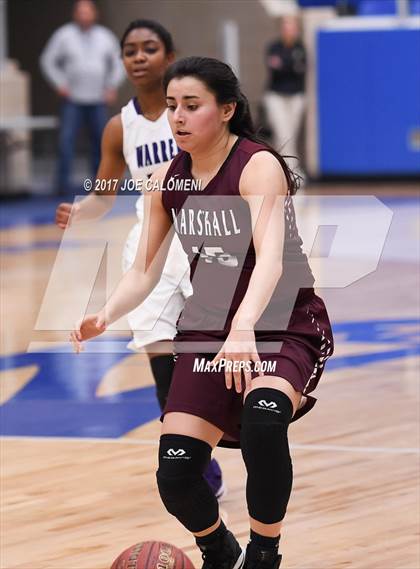 Thumbnail 3 in Marshall vs Warren photogallery.