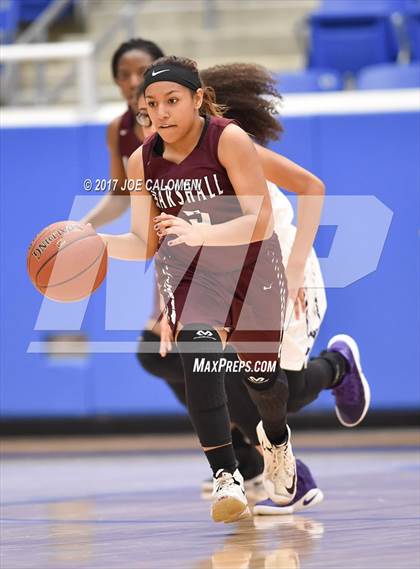 Thumbnail 2 in Marshall vs Warren photogallery.