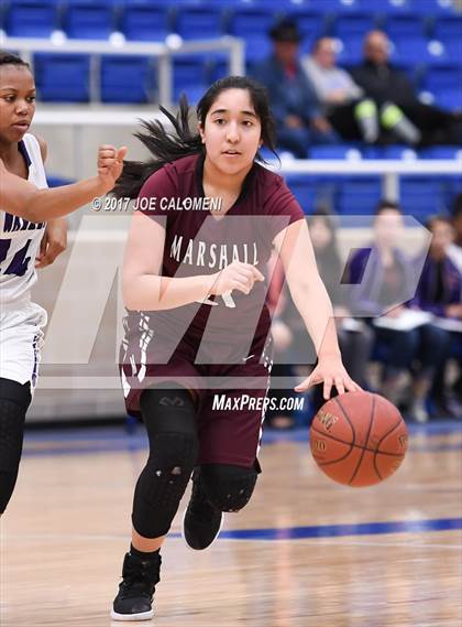 Thumbnail 1 in Marshall vs Warren photogallery.