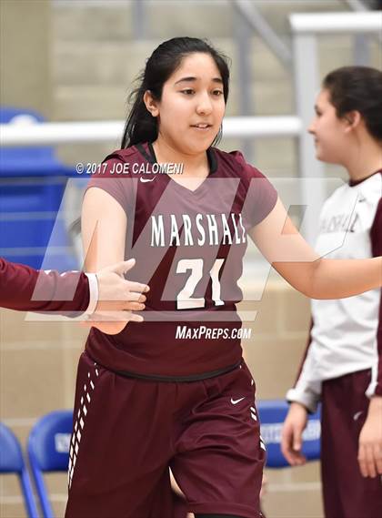 Thumbnail 3 in Marshall vs Warren photogallery.