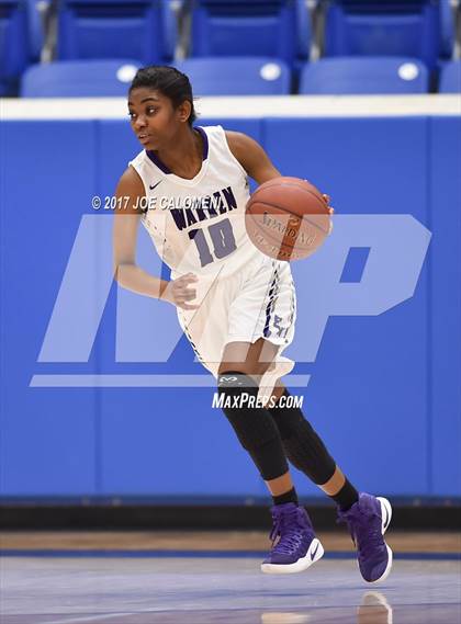 Thumbnail 3 in Marshall vs Warren photogallery.