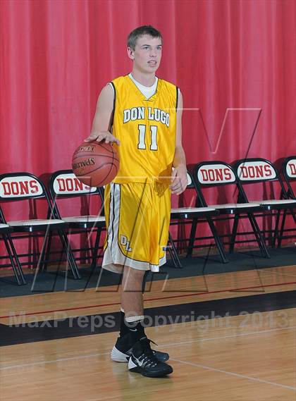 Thumbnail 2 in Edgewood vs Bosco Tech (Sierra Vista Dons Classic) photogallery.