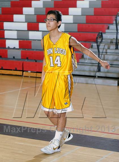Thumbnail 1 in Edgewood vs Bosco Tech (Sierra Vista Dons Classic) photogallery.