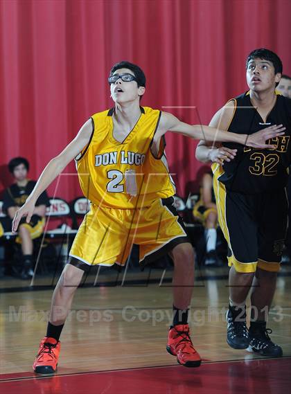 Thumbnail 1 in Edgewood vs Bosco Tech (Sierra Vista Dons Classic) photogallery.