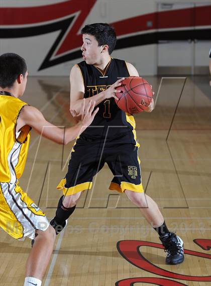 Thumbnail 2 in Edgewood vs Bosco Tech (Sierra Vista Dons Classic) photogallery.