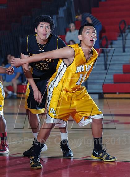 Thumbnail 3 in Edgewood vs Bosco Tech (Sierra Vista Dons Classic) photogallery.