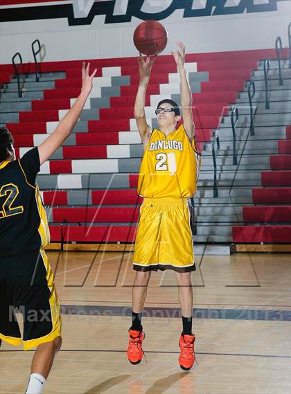 Thumbnail 3 in Edgewood vs Bosco Tech (Sierra Vista Dons Classic) photogallery.