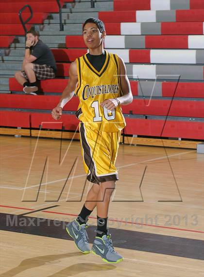 Thumbnail 3 in Edgewood vs Bosco Tech (Sierra Vista Dons Classic) photogallery.