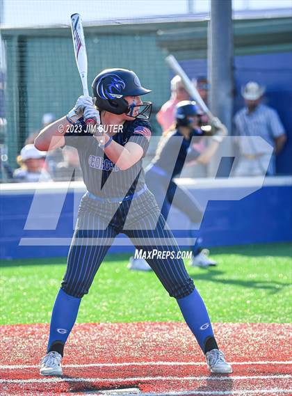 Thumbnail 1 in Georgetown vs Santa Fe (UIL 5A Reg III Semifinal) photogallery.
