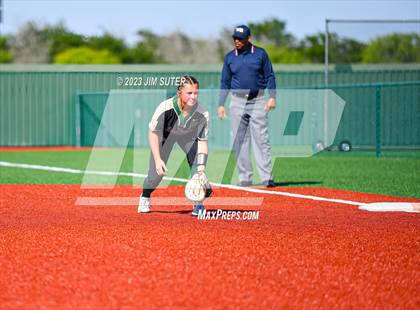 Thumbnail 3 in Georgetown vs Santa Fe (UIL 5A Reg III Semifinal) photogallery.