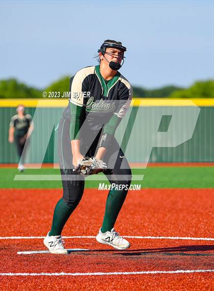 Thumbnail 1 in Georgetown vs Santa Fe (UIL 5A Reg III Semifinal) photogallery.