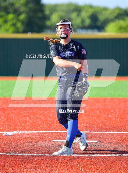 Thumbnail 3 in Georgetown vs Santa Fe (UIL 5A Reg III Semifinal) photogallery.