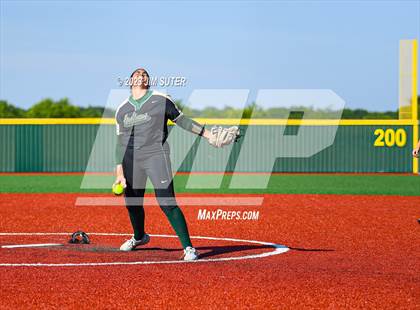 Thumbnail 3 in Georgetown vs Santa Fe (UIL 5A Reg III Semifinal) photogallery.