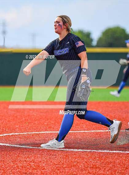 Thumbnail 1 in Georgetown vs Santa Fe (UIL 5A Reg III Semifinal) photogallery.