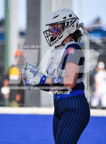 Thumbnail 2 in Georgetown vs Santa Fe (UIL 5A Reg III Semifinal) photogallery.