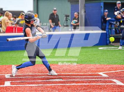 Thumbnail 1 in Georgetown vs Santa Fe (UIL 5A Reg III Semifinal) photogallery.