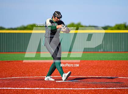 Thumbnail 2 in Georgetown vs Santa Fe (UIL 5A Reg III Semifinal) photogallery.