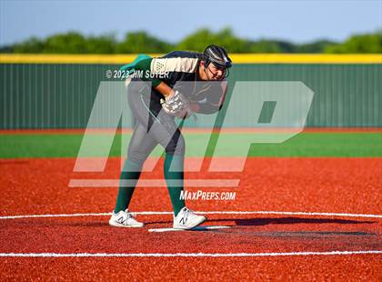 Thumbnail 2 in Georgetown vs Santa Fe (UIL 5A Reg III Semifinal) photogallery.