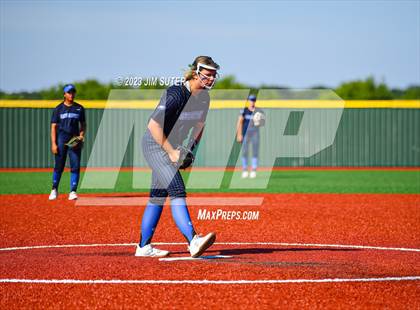 Thumbnail 2 in Georgetown vs Santa Fe (UIL 5A Reg III Semifinal) photogallery.