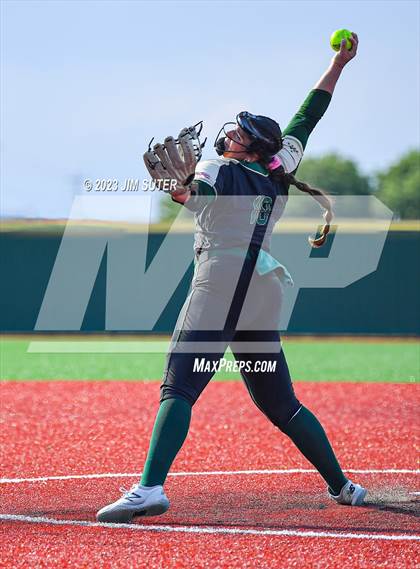 Thumbnail 3 in Georgetown vs Santa Fe (UIL 5A Reg III Semifinal) photogallery.