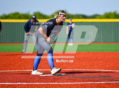 Thumbnail 2 in Georgetown vs Santa Fe (UIL 5A Reg III Semifinal) photogallery.