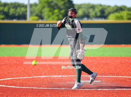 Thumbnail 2 in Georgetown vs Santa Fe (UIL 5A Reg III Semifinal) photogallery.