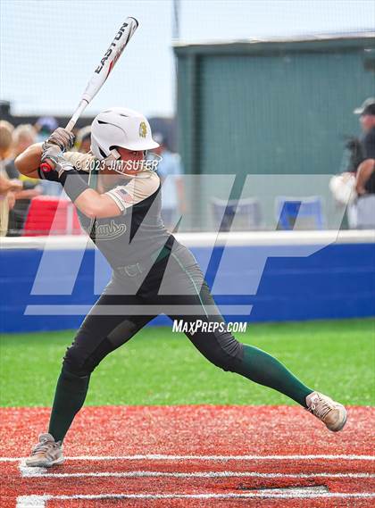 Thumbnail 3 in Georgetown vs Santa Fe (UIL 5A Reg III Semifinal) photogallery.