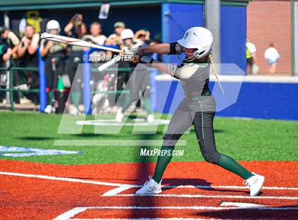 Thumbnail 1 in Georgetown vs Santa Fe (UIL 5A Reg III Semifinal) photogallery.