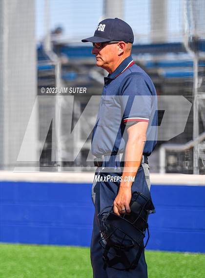 Thumbnail 1 in Georgetown vs Santa Fe (UIL 5A Reg III Semifinal) photogallery.