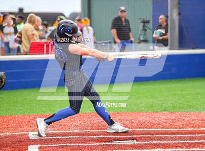 Thumbnail 2 in Georgetown vs Santa Fe (UIL 5A Reg III Semifinal) photogallery.