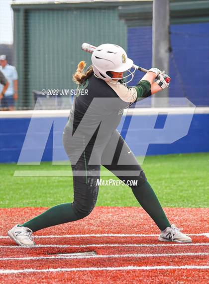 Thumbnail 3 in Georgetown vs Santa Fe (UIL 5A Reg III Semifinal) photogallery.
