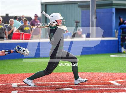 Thumbnail 3 in Georgetown vs Santa Fe (UIL 5A Reg III Semifinal) photogallery.